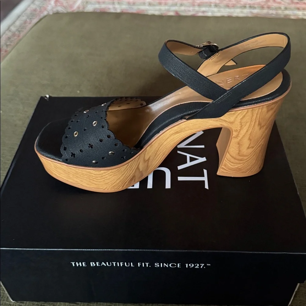 NWT Naturalizer Women's Kira Chunky Heeled Sandals, Black, Size 8.5